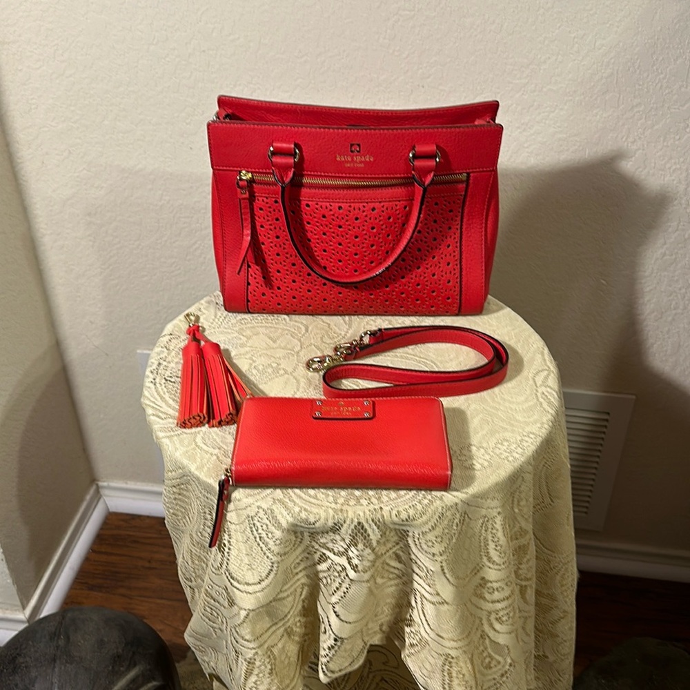 Purse w/ Accessories